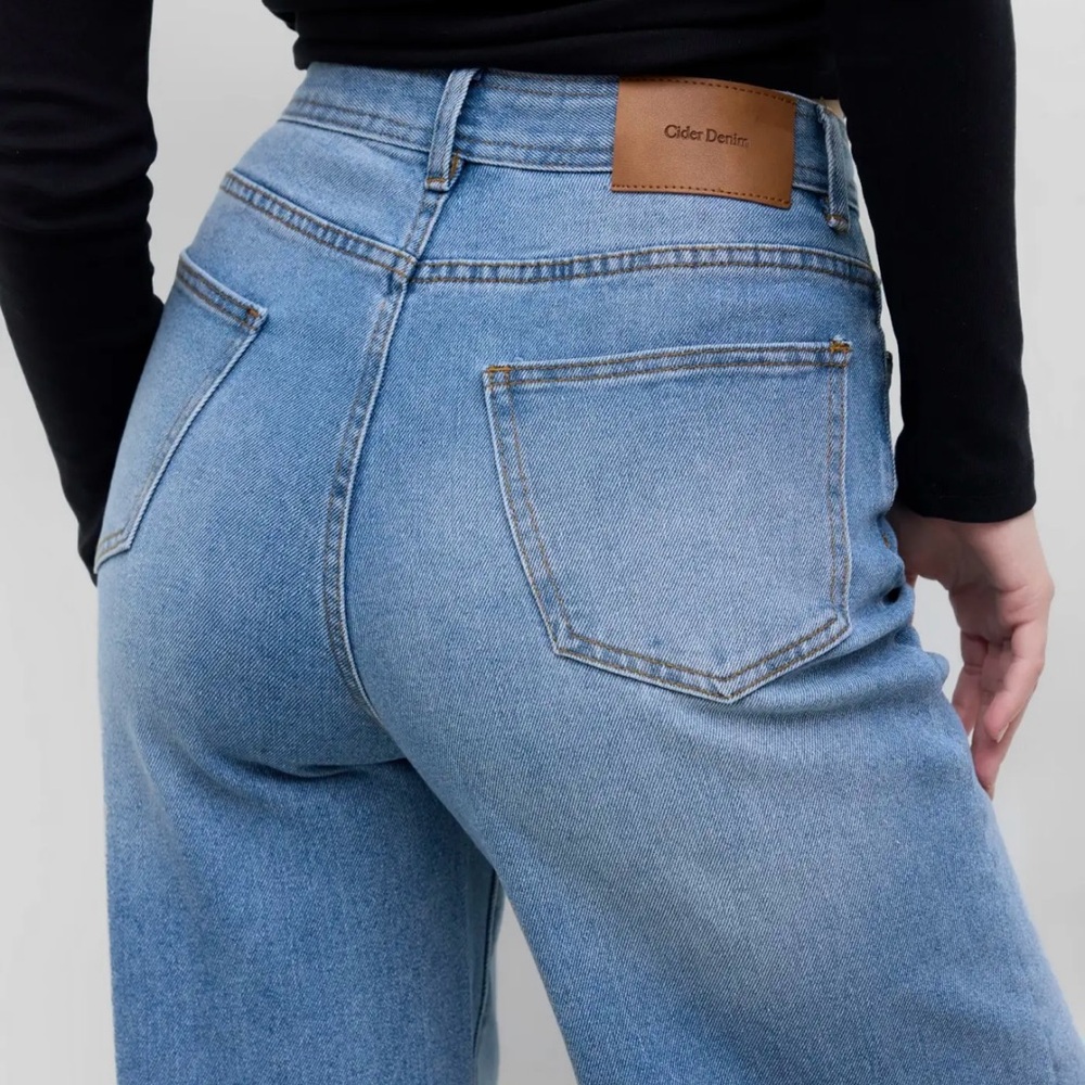 Cider High Rise Wide Leg Jeans - Picture 11 of 12